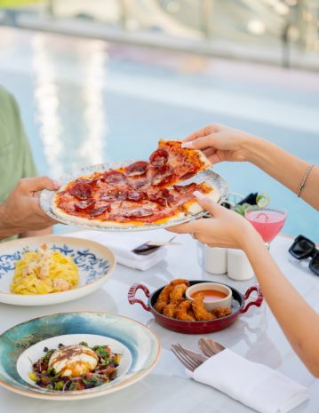 saturday-brunch-by-the-pool