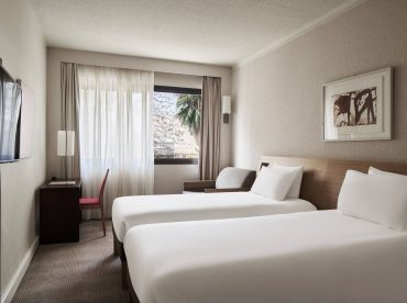 standard-%ce%b4%cf%89%ce%bc%ce%ac%cf%84%ce%b9%ce%bf-%ce%bc%ce%b5-%ce%b4%cf%85%ce%bf-%ce%bc%ce%bf%ce%bd%ce%ac-%ce%ba%cf%81%ce%b5%ce%b2%ce%b2%ce%ac%cf%84%ce%b9%ce%b1