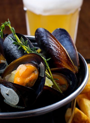 oglacee-mussels-and-hops