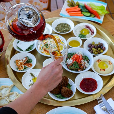 oglacee-arabic-breakfast-tray