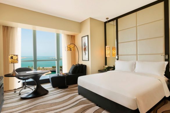 luxury-room-1-king-bed-sea-view