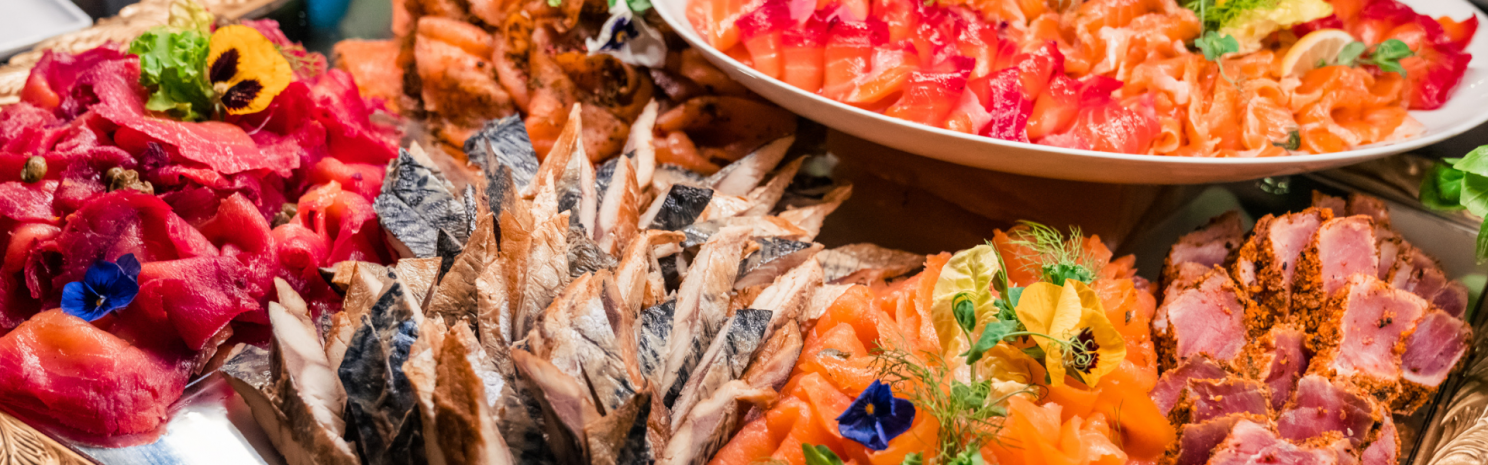 seafood-night-at-le-corniche