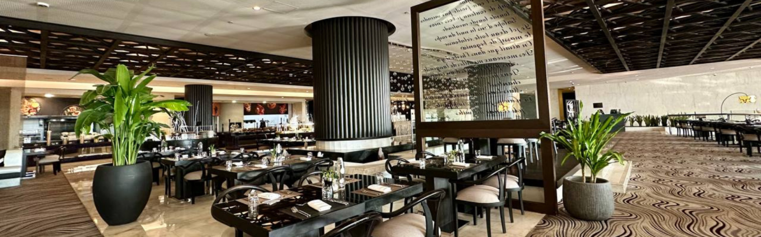 daily-international-dinner-buffet-at-le-corniche