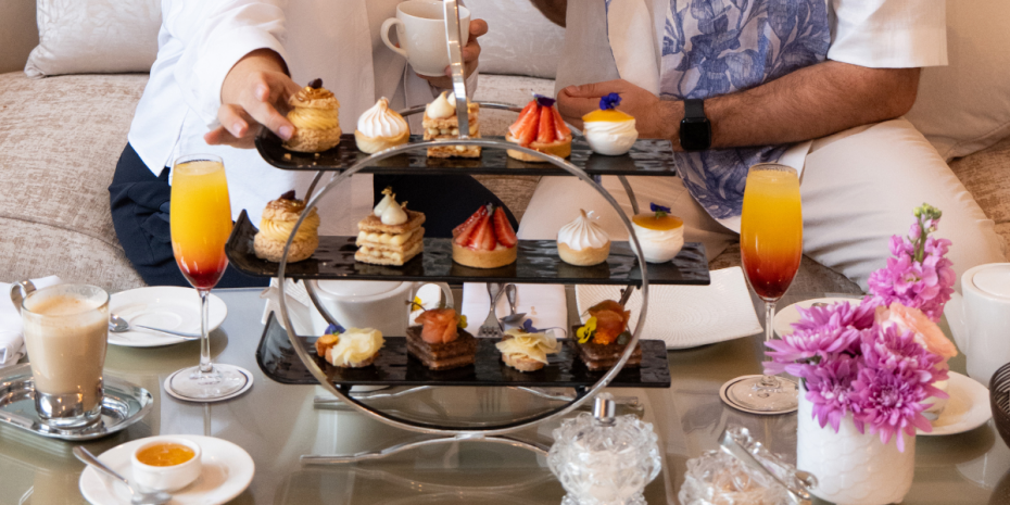 le-gouter-classique-afternoon-tea-at-le-cafe