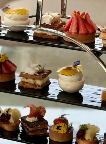 le-gouter-classique-afternoon-tea-at-le-cafe