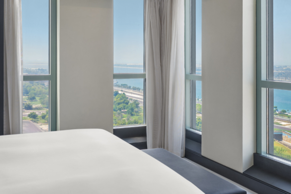 opera-suite-club-millesime-access-sea-or-city-view