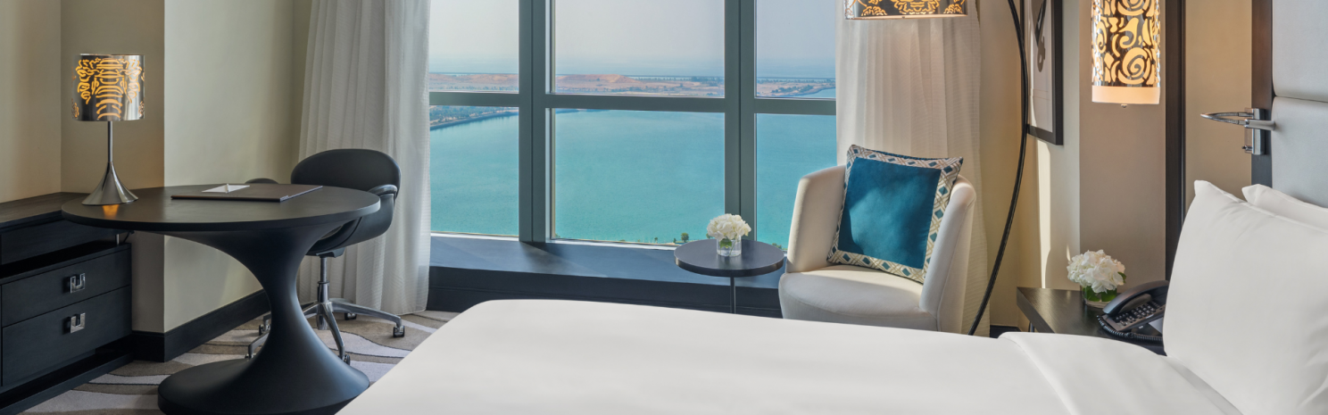 luxury-room-club-sofitel-2-single-beds-sea-view