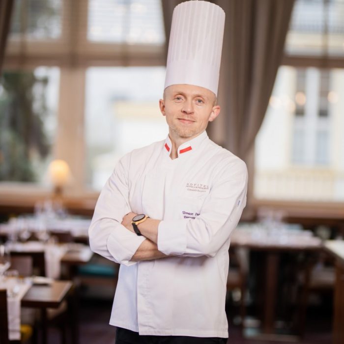 Executive-Chef-Tomasz-Iwańca-Grand-Blue