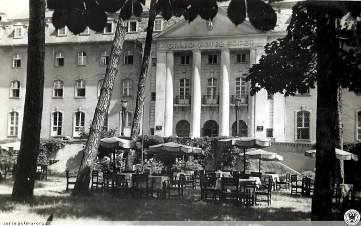 obiad-historyczny-w-grand-hotelu-26-pazdziernika-1300
