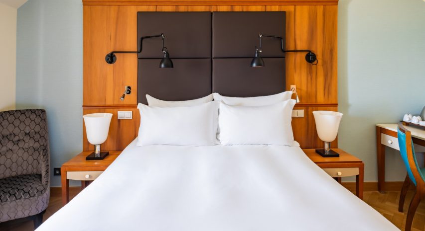 signature-escapes-enjoy-25-off