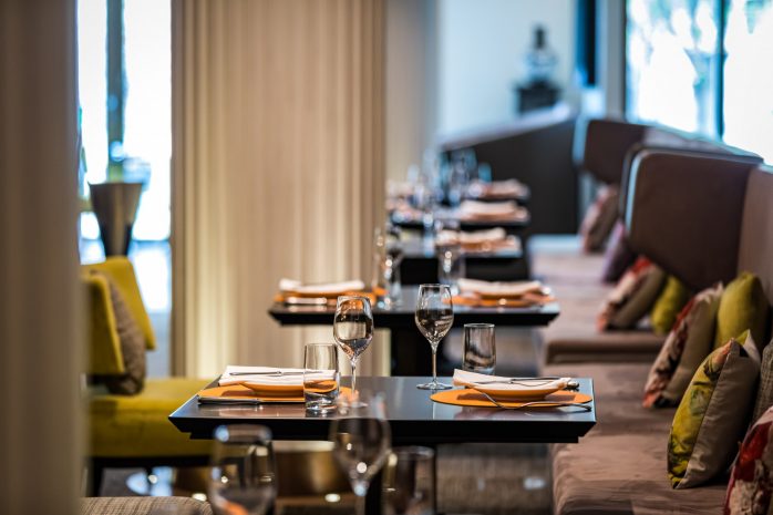 business-lunch-at-restaurant-schoenemann