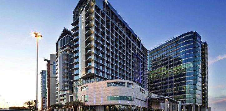 novotel_al_bustan_slide_06-2-2