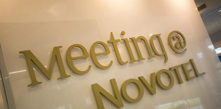 novotel_al_bustan_gallery_meeting_01-2