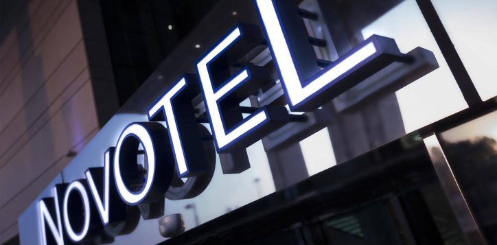 novotel_al_bustan_slide_01-2