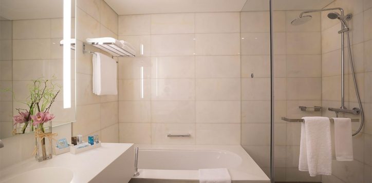 novotel_al_bustan_rooms_suite_gallery_04-2