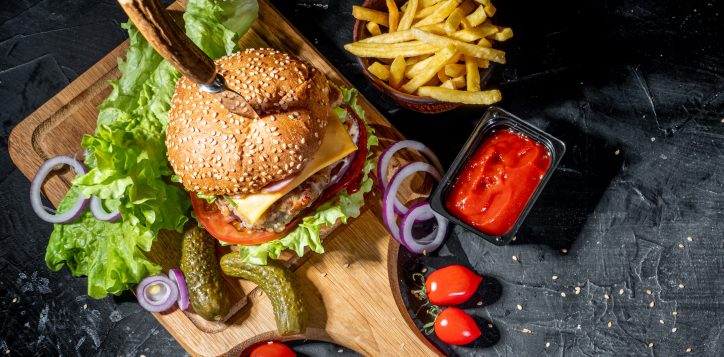 deliciousgrilledburgerwithbeeftomatoescheesecucumberandlettuce-2