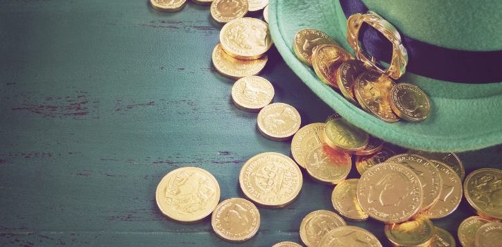 happystpatricksdayleprechaunhatwithgoldchocolatecoins-2