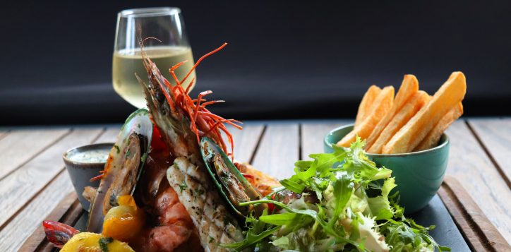 seafood-platter-waves-4-2