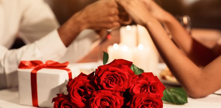 romantic-dinner-at-waves-2025